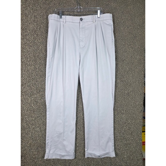 Roundtree & Yorke Other - Roundtree & Yorke Total Flex Pants Mens 36x30 Gray Pleated Cuffed Chinos